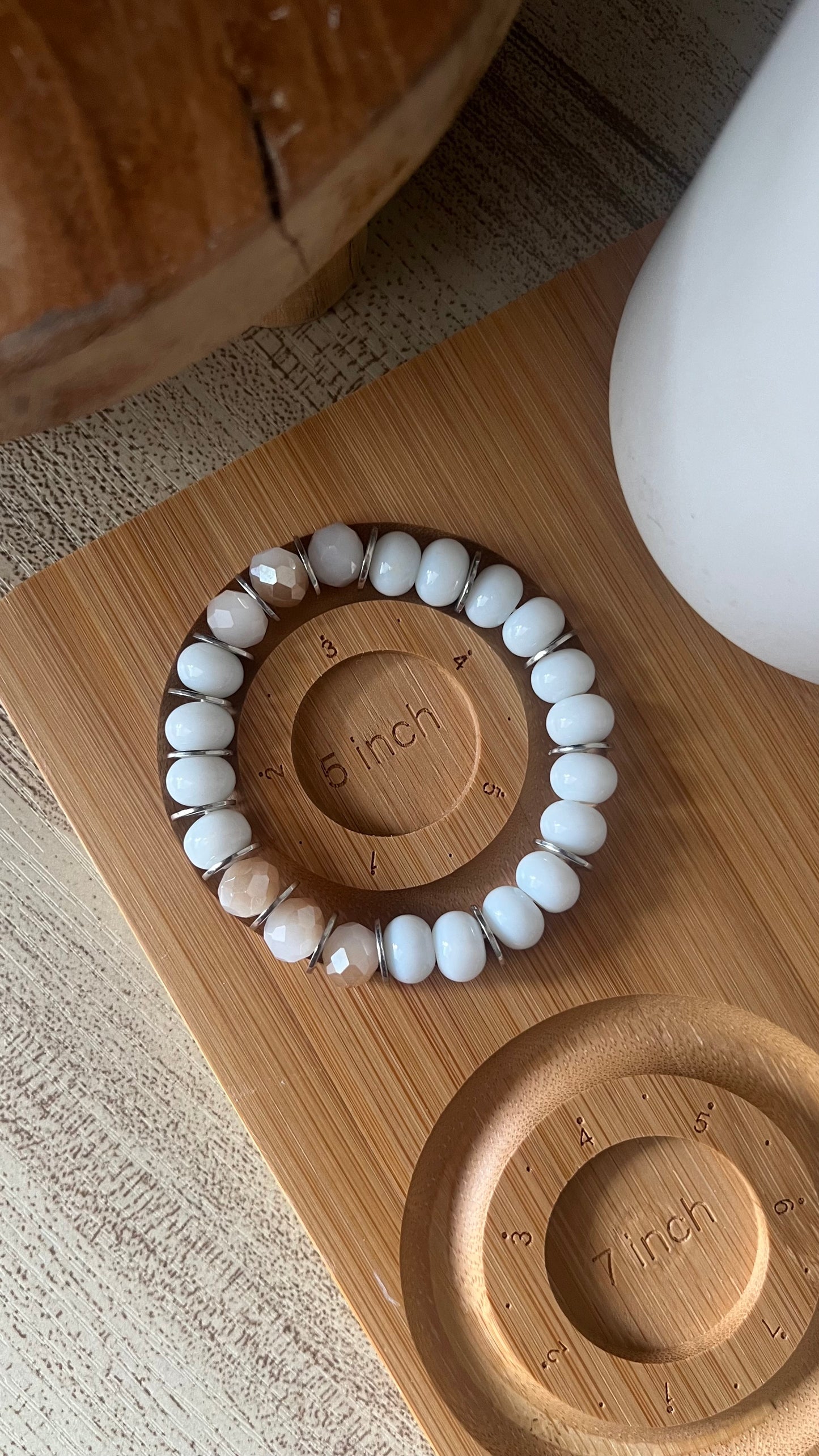 5 inch Beaded Bracelet - White