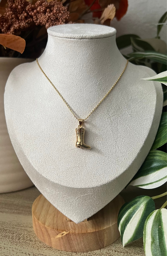 18k Gold Plated 18inch Necklace with 18k Gold Plated Cowgirl Boot Pendant